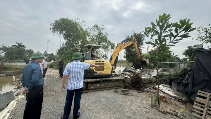 Xã Tam Hưng tập trung xử lí các vi phạm đất đai